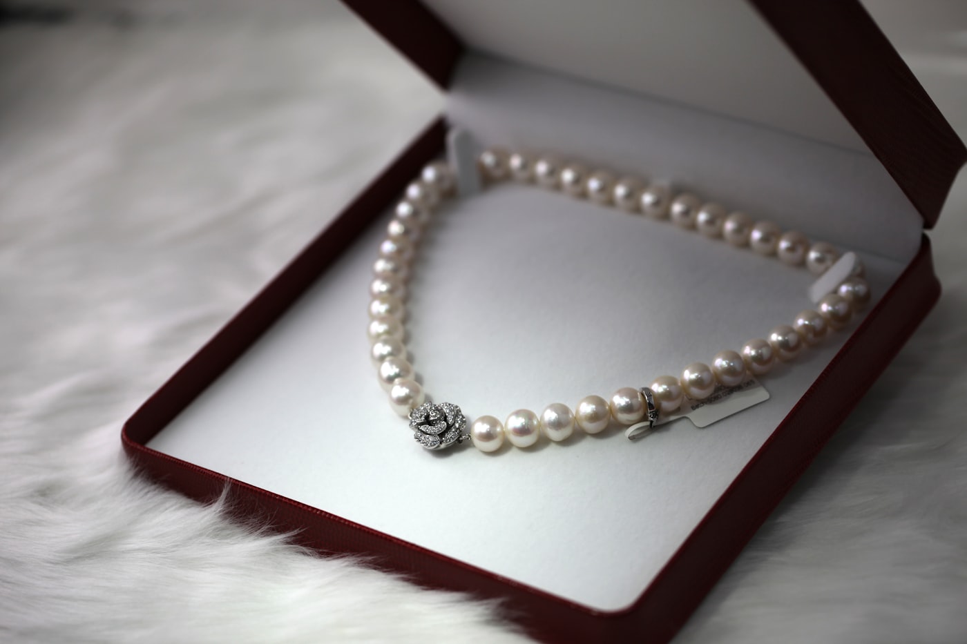 How to Measure Bracelet Size Before Your First Order